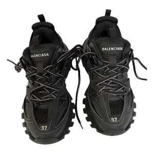 DDG SNEAKERS 001D